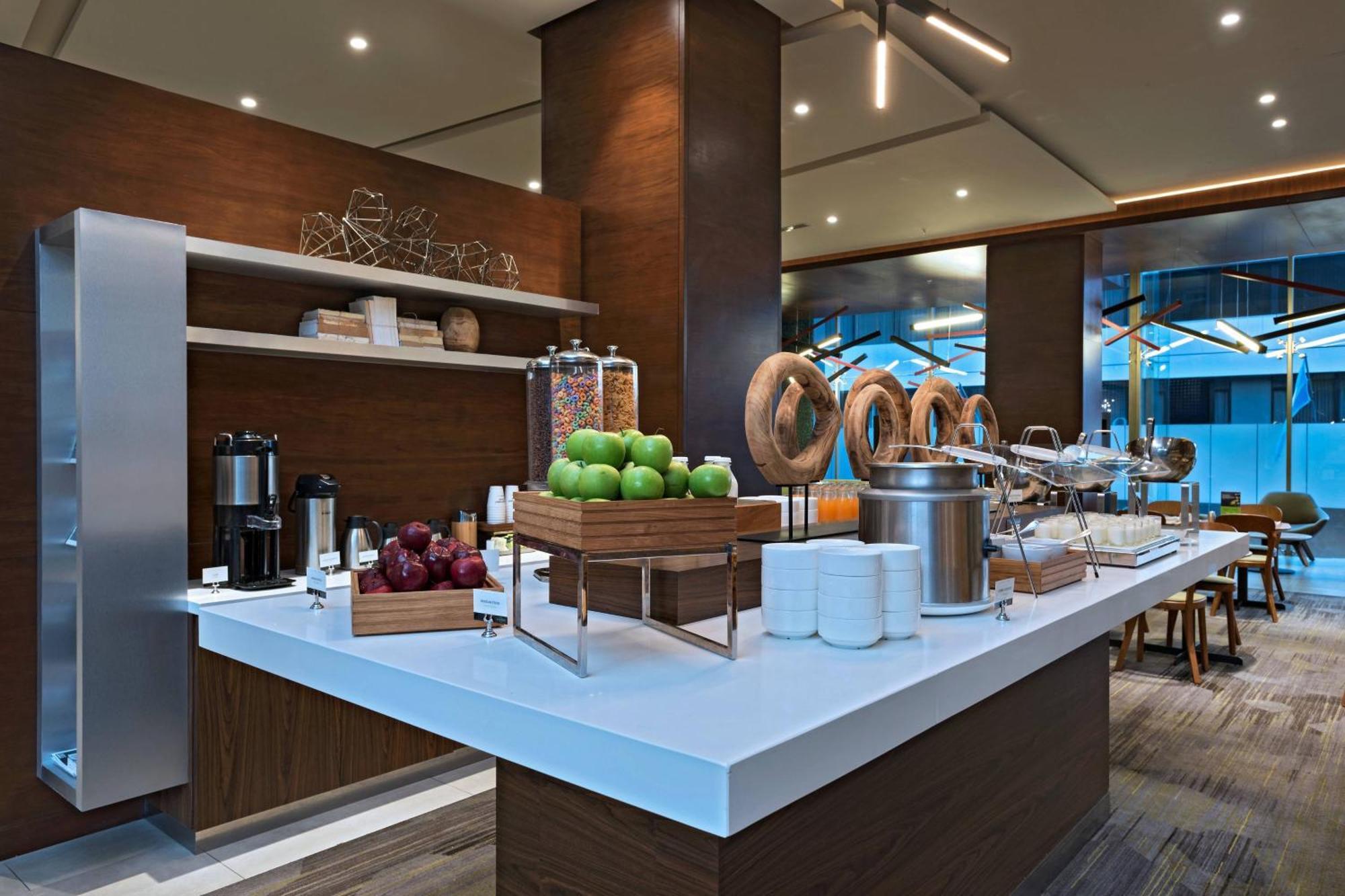 Courtyard By Marriott Guatemala City Екстериор снимка