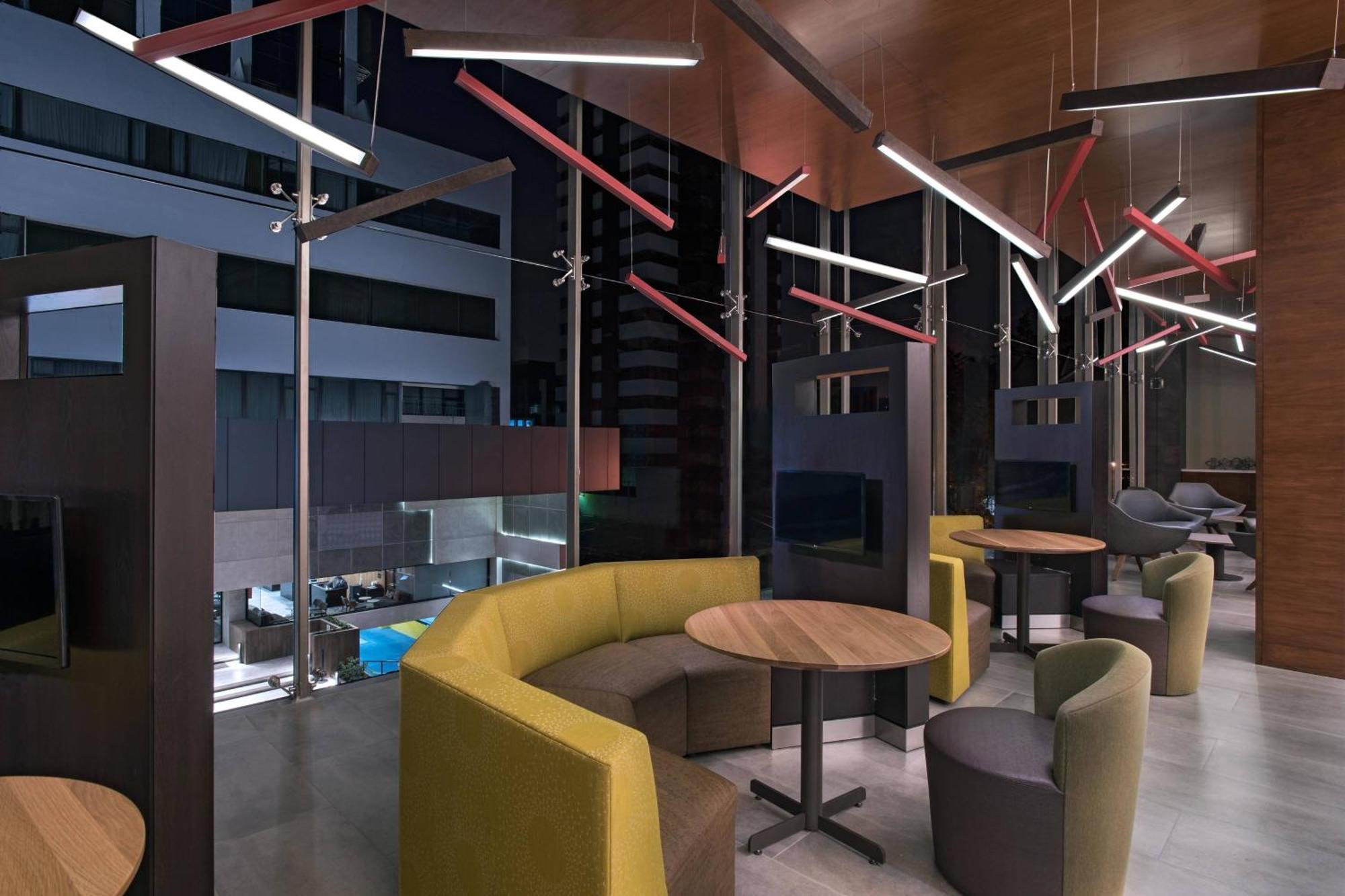 Courtyard By Marriott Guatemala City Екстериор снимка